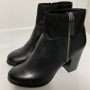 Aldo size 7.5 genuine leather ankle booties.